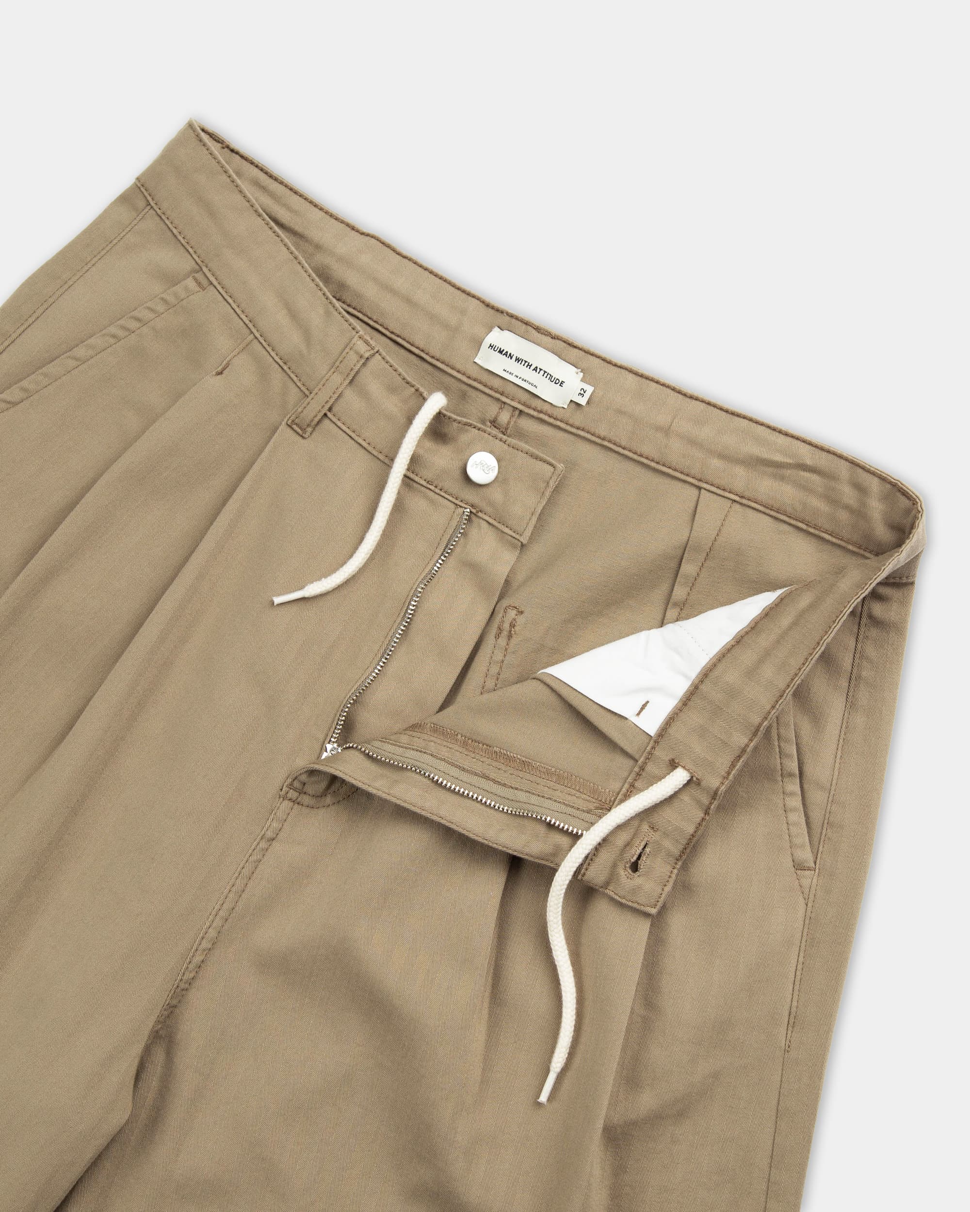 Pleated Onigiri Herringbone Trousers