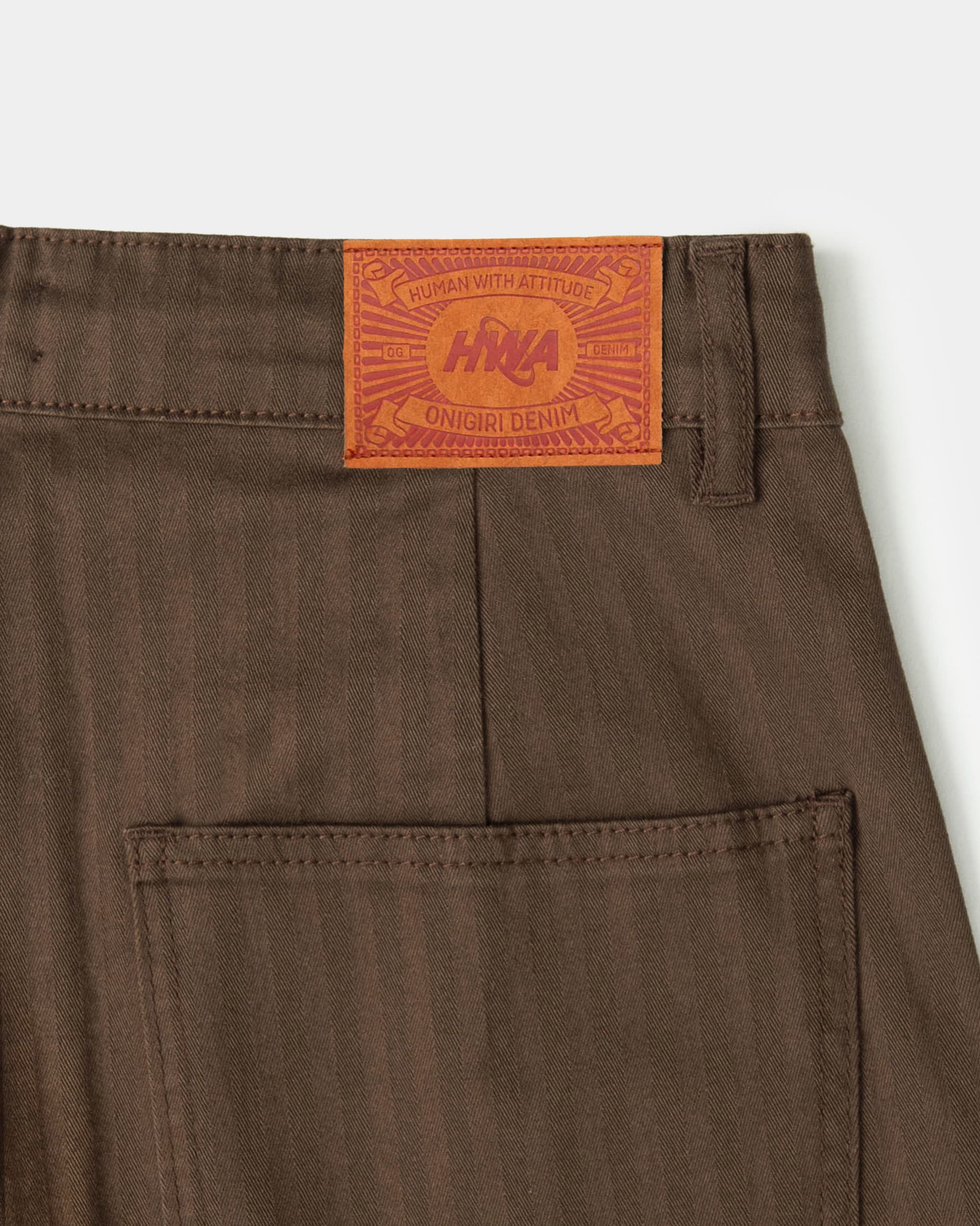 Short Pleated Onigiri - Brown